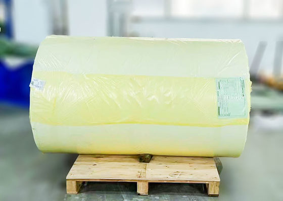 Étiquettes adhésives en rouleau jumbo transparentes en BOPP