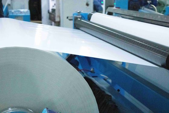 Mat argenté PET auto-adhésif papier auto-adhésif rouleau 50u épaisseur de surface colle à l'huile