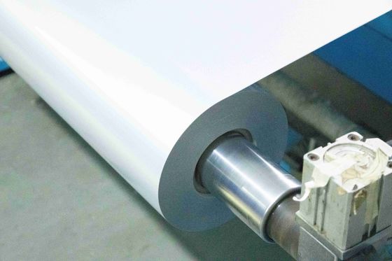 Films d'impression PET transparents Étiquettes autoadhésives Matériaux papier type colle chaude