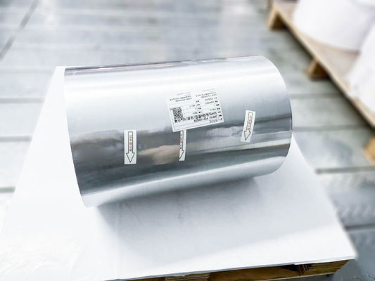 Bon prix Étiquettes de rouleau auto-adhésif sur mesure en or léger en PET certifiées SGS en ligne